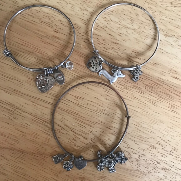 3 for $20 Expandable Wire Bracelets Dog/Puppy Design/Pet Lovers - Picture 3 of 8